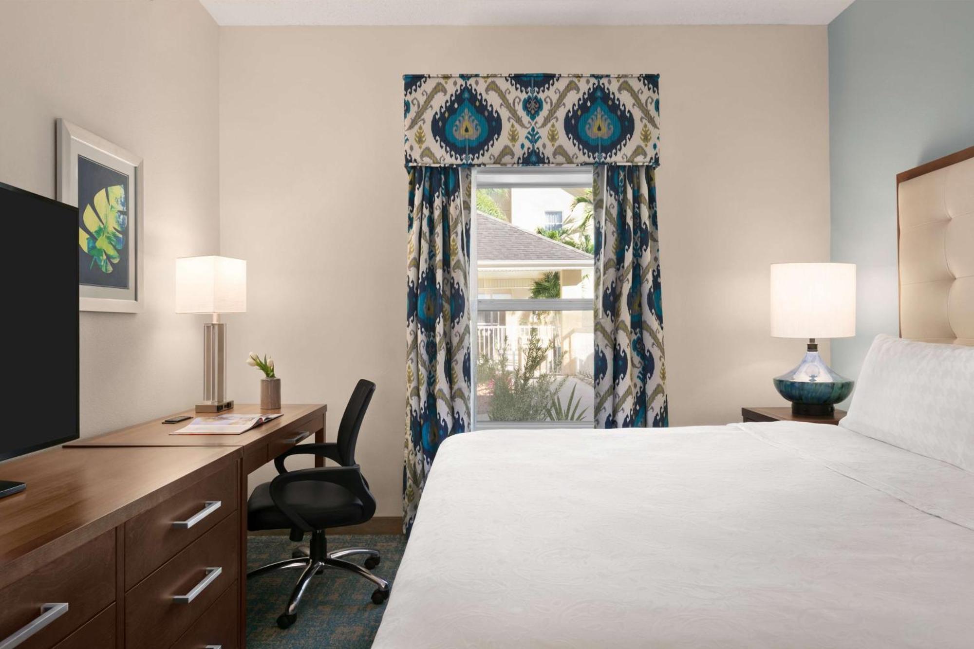 โฮมวูดสวีทบายฮิลตันฟอร์ตเมเยอร์ Hotel ฟอร์ตไมเยอร์ ภายนอก รูปภาพ