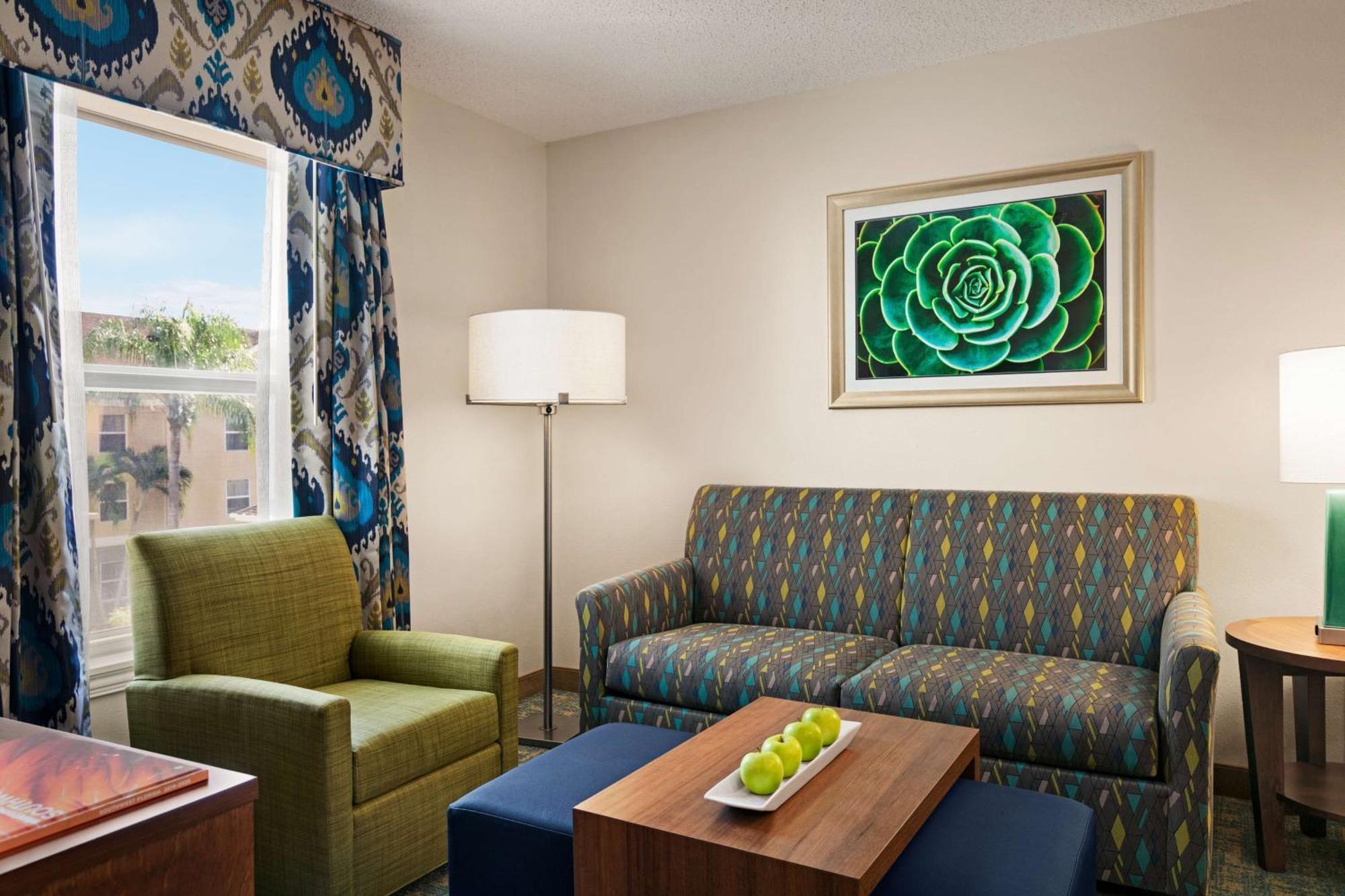 โฮมวูดสวีทบายฮิลตันฟอร์ตเมเยอร์ Hotel ฟอร์ตไมเยอร์ ภายนอก รูปภาพ
