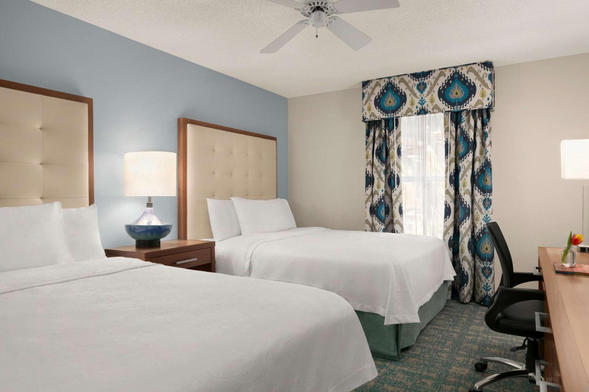 โฮมวูดสวีทบายฮิลตันฟอร์ตเมเยอร์ Hotel ฟอร์ตไมเยอร์ ภายนอก รูปภาพ